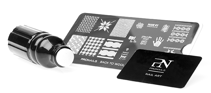 FROM NAIL ART DUMMY TO NAIL ARTIST